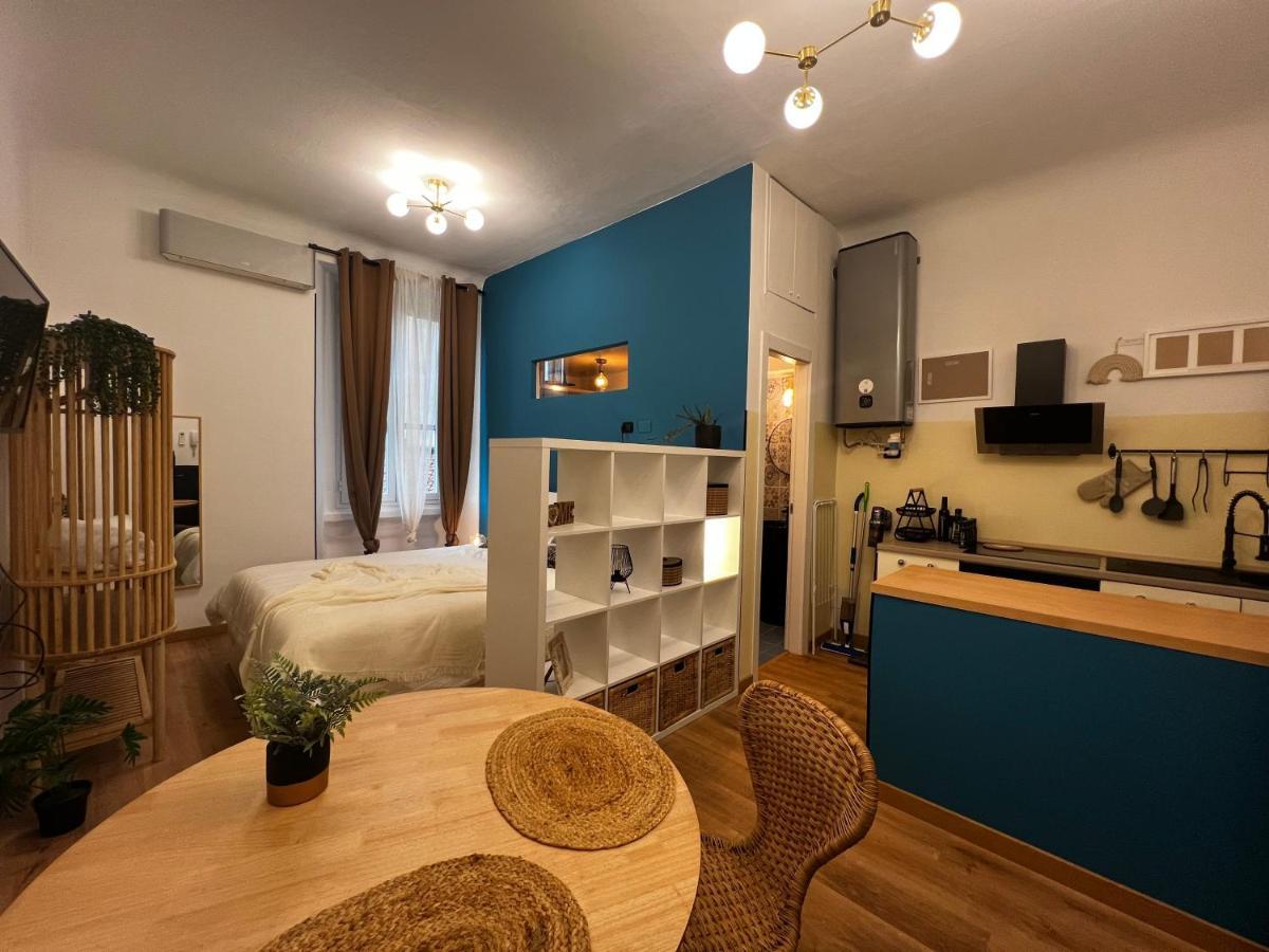 Regina Milano Ai Navigli - Sky Tv, Wifi And Breakfast Box Apartamento Exterior foto